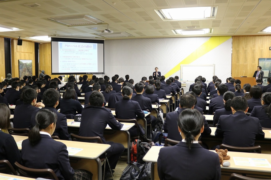 九州産業大学付属九州高等学校 News 2019年04月10日 3年ｓ特進 特進 九州大学説明会